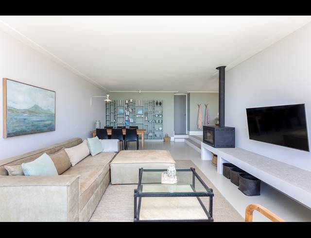 3 BEDROOM APARTMENT TO LET IN LLANDUDNO